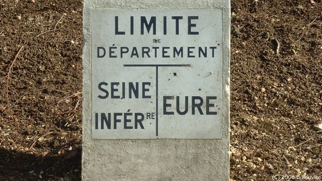 D 128 / D 13 (Borne)