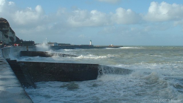 St Valery en Caux (Vagues)