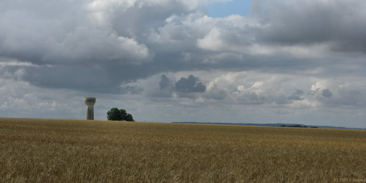 Beaumont les Nonains (Château d'Eau)