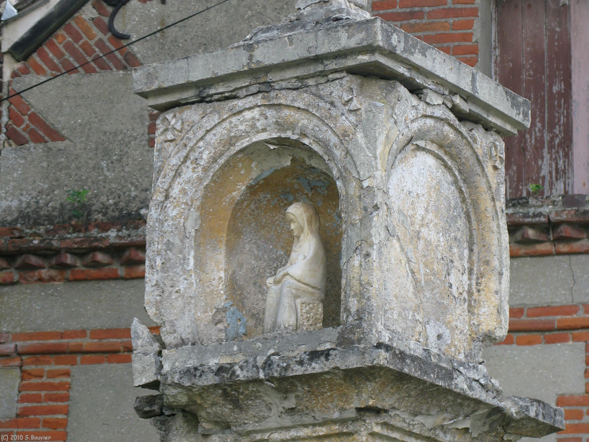 Puiseux en Bray (Statuette 2)