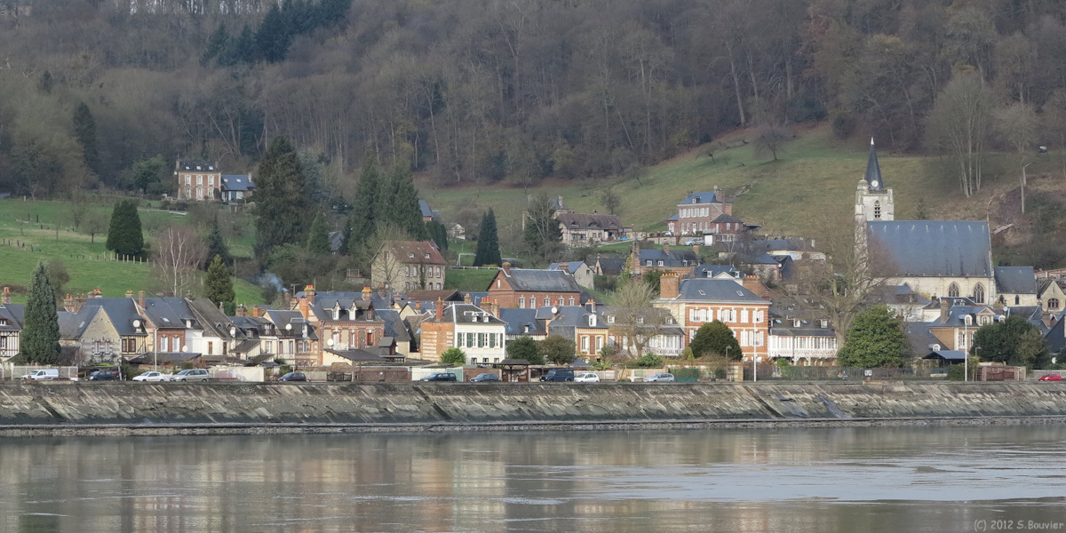 Villequier (Quai Victor Hugo 2)