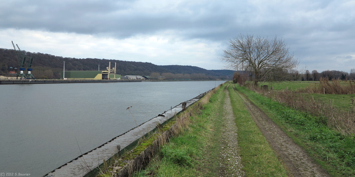 Notre Dame de Bliquetuit (Chemin de Halage 1)