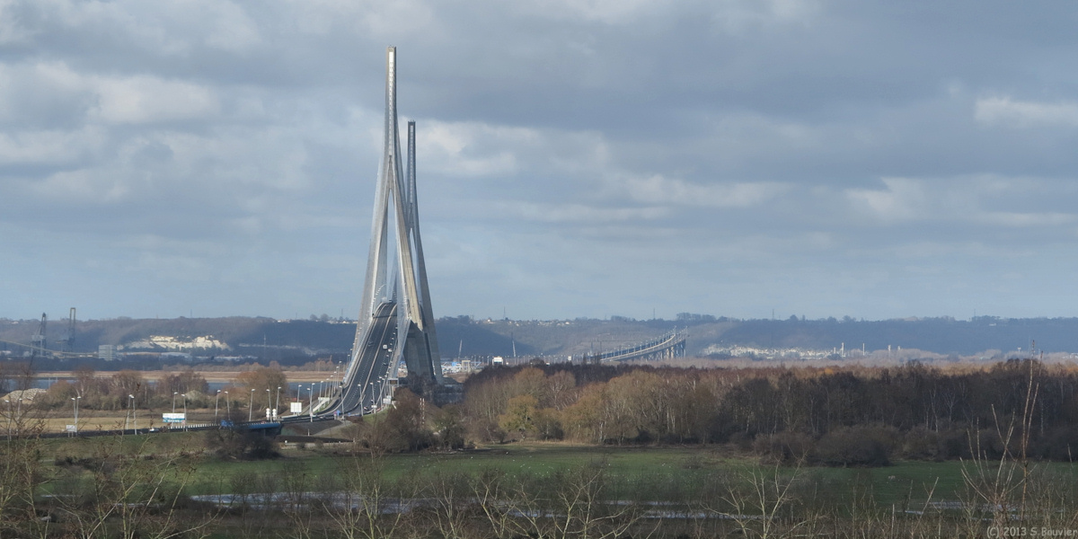 La Rivière St Sauveur (Pont de Normandie 3)