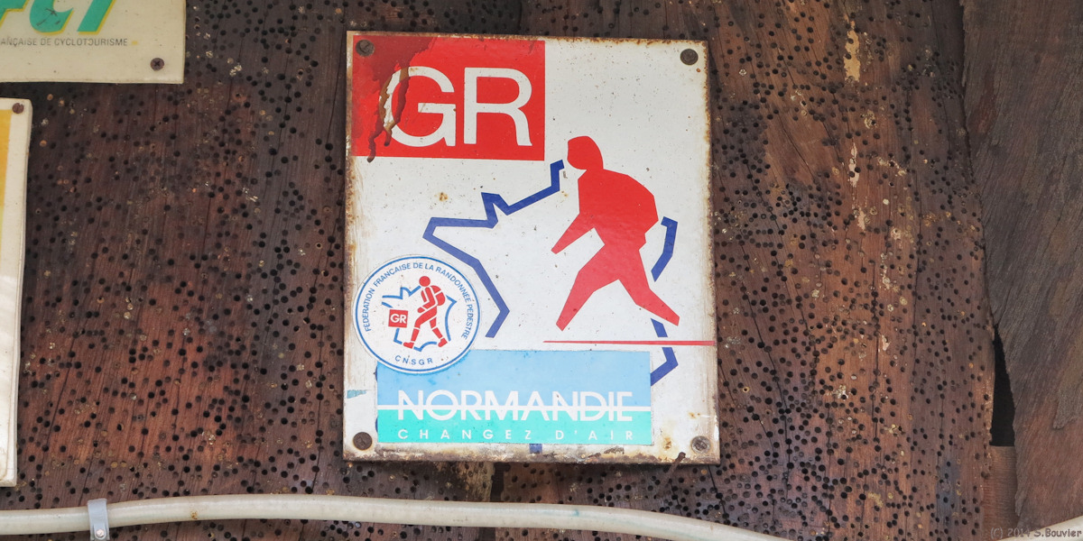 St Pierre de Manneville (Plaque)
