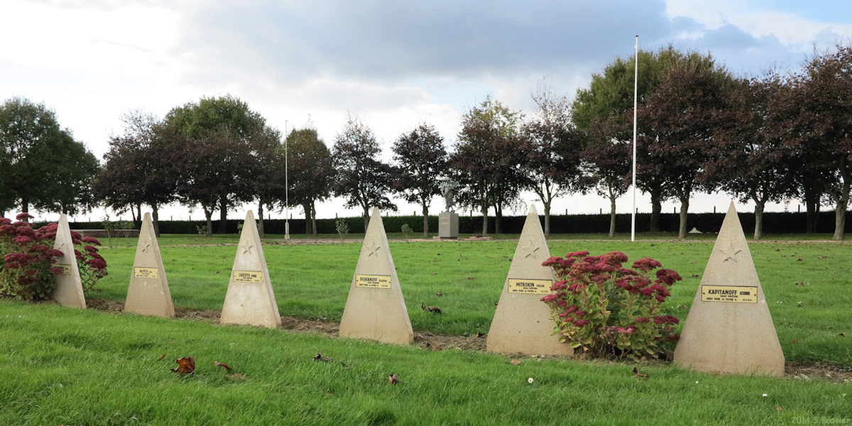 Noyers Saint Martin (Cimetière soviétique 3)