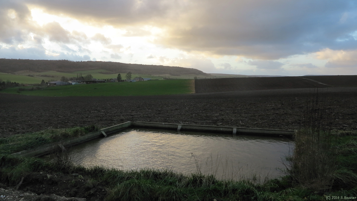 Osmoy Saint Valery (Ancien Abreuvoir)