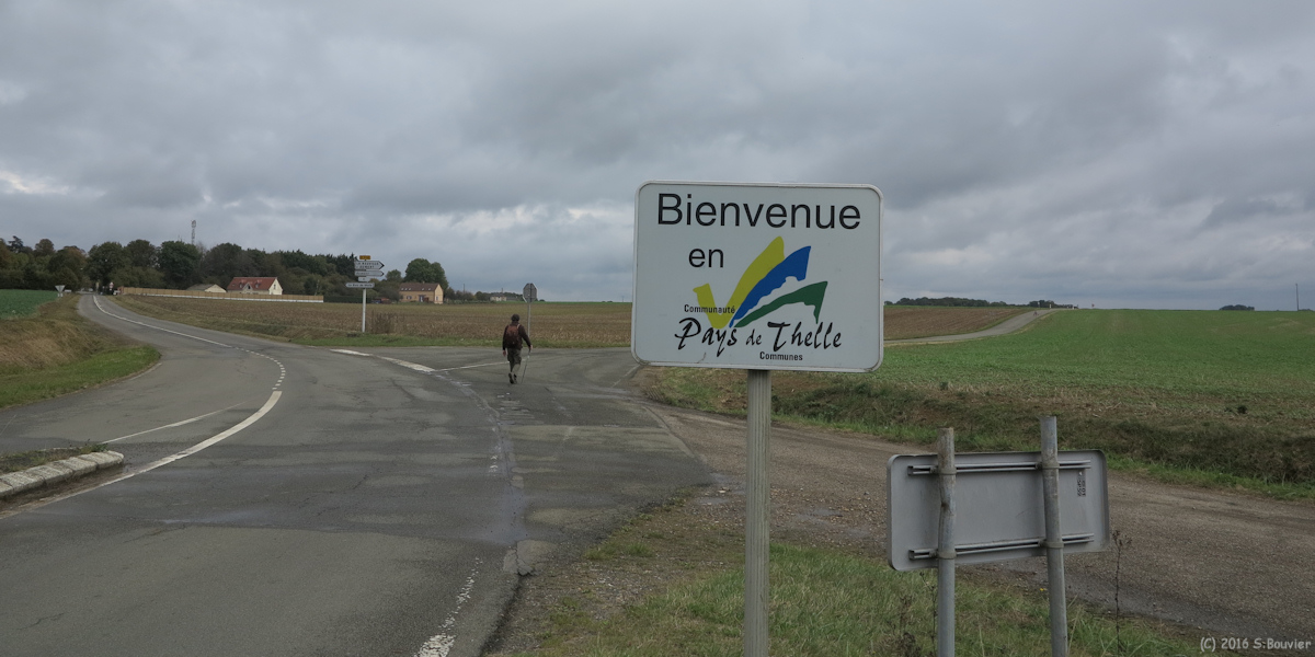 La Neuville d'Aumont (Panneau)