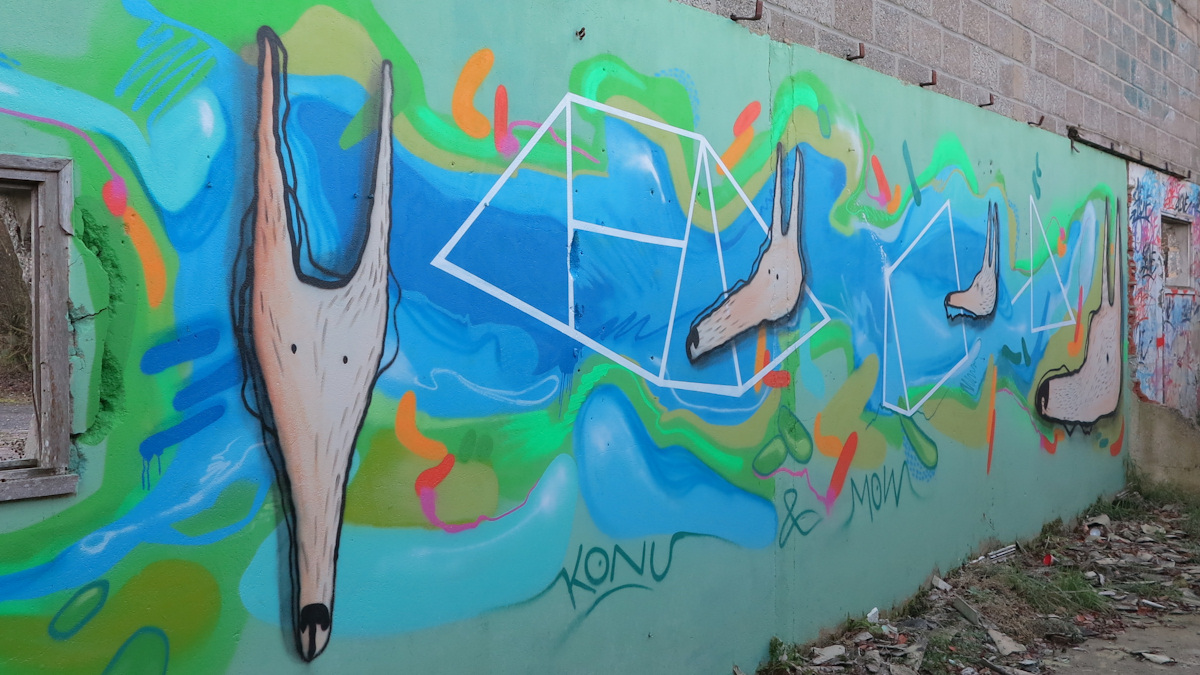 Rouxmesnil Bouteilles (Street Art 1)
