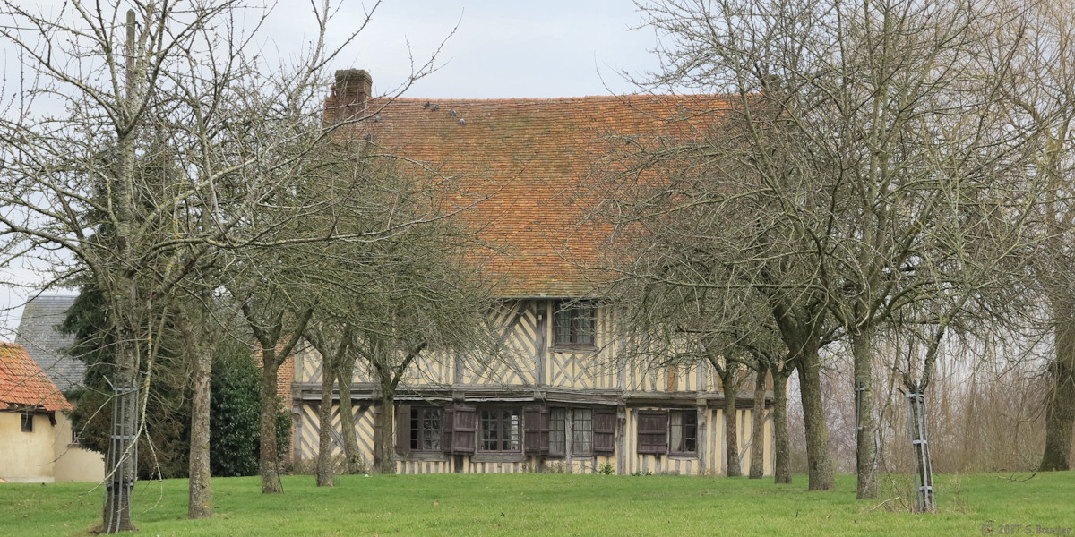 Montreuil en Caux (Ancien Manoir)