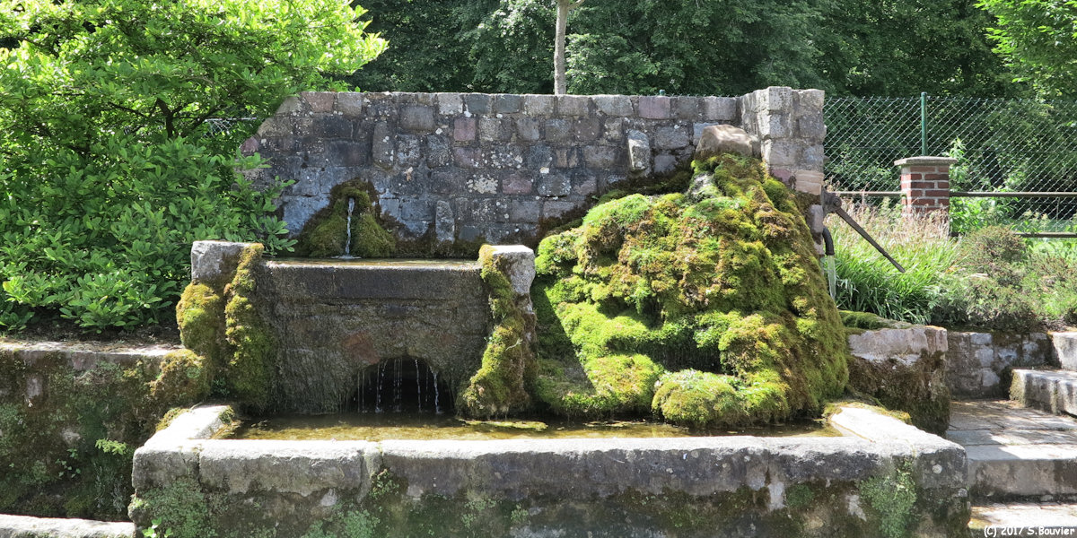 Fontaine sous Préaux (Source 1)