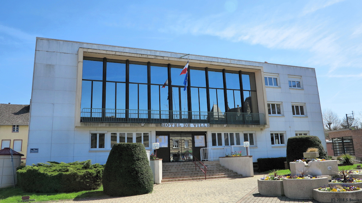 Blangy sur Bresle (Hôtel de Ville)