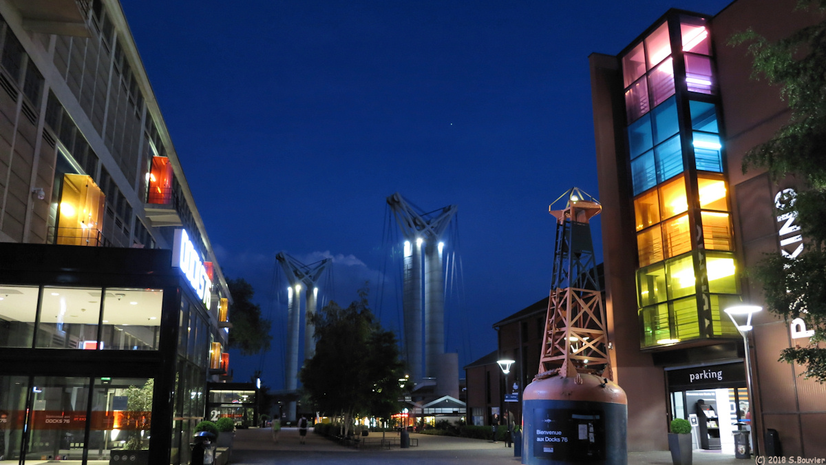 Rouen (Docks 76, Nuit)