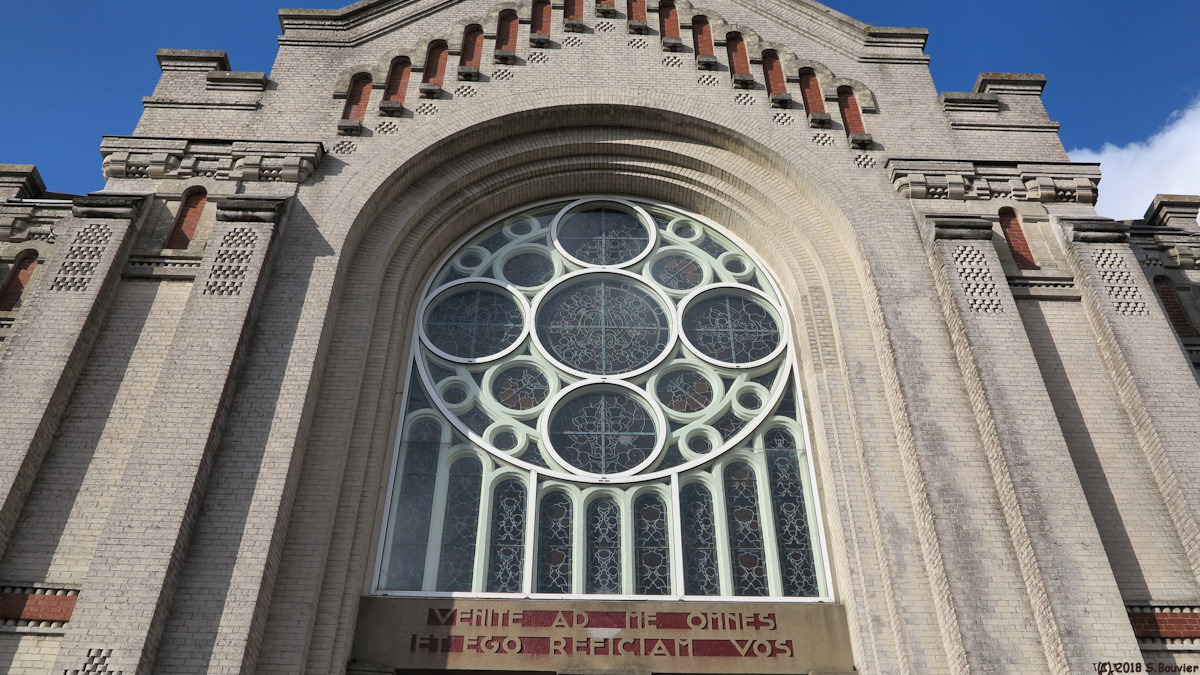 Fauville en Caux (Eglise, Façade)