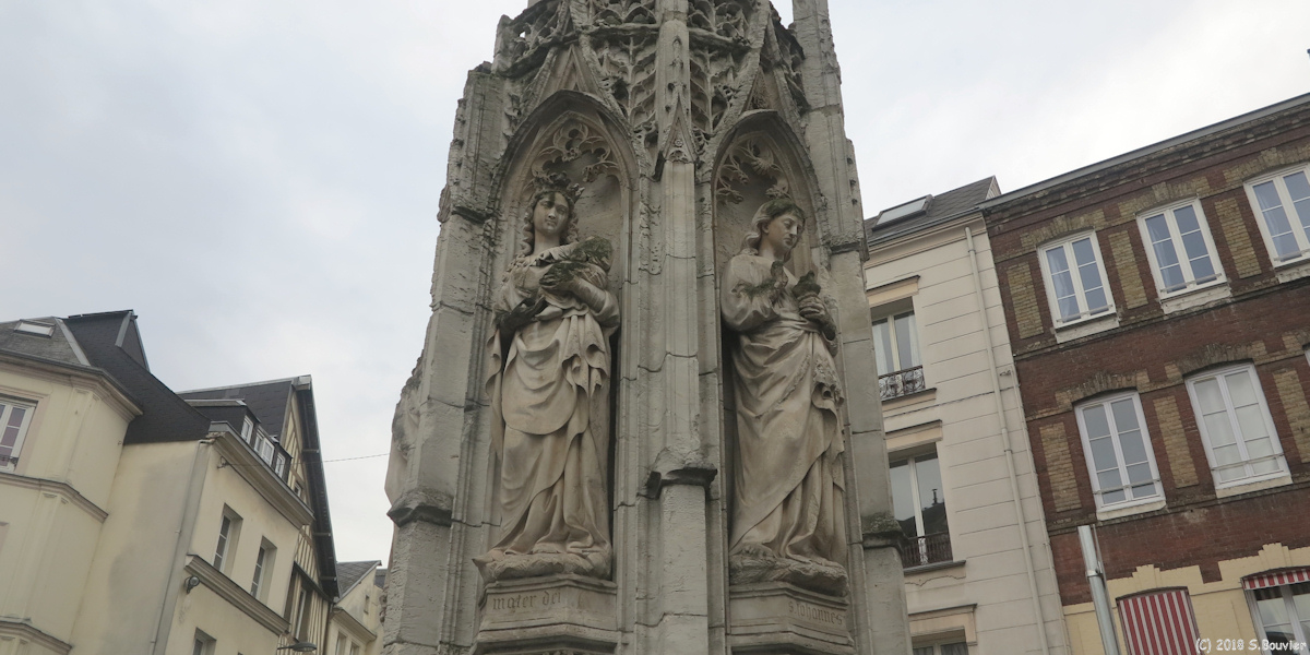 Rouen (Croix de Pierre)