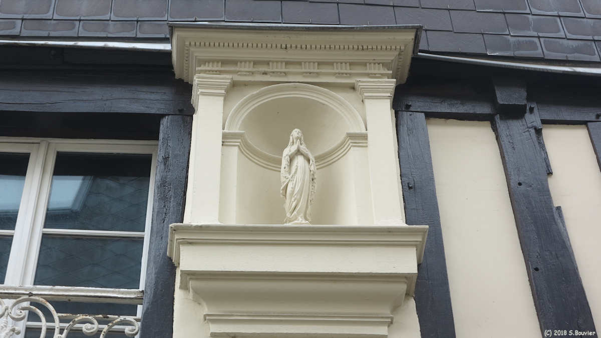 Rouen (Statuettes)