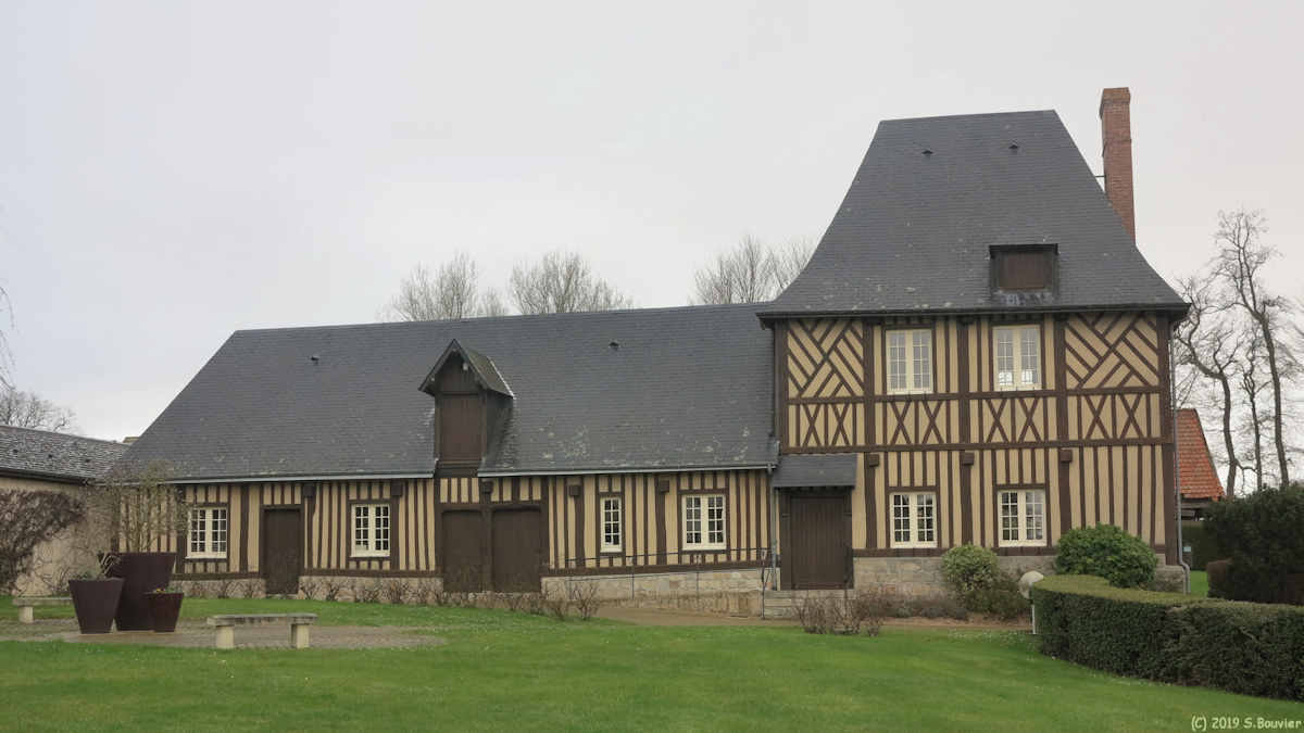 Saint Riquier Es Plains (Mairie)
