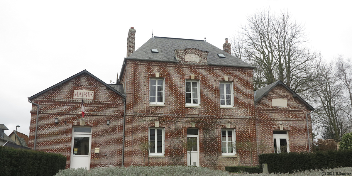 Manneville ès Plains (Mairie)