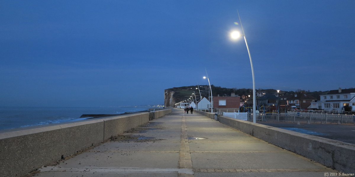 Hautot sur Mer (Front de Mer, Nuit)