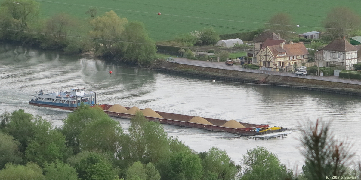 Cléon (Barge)