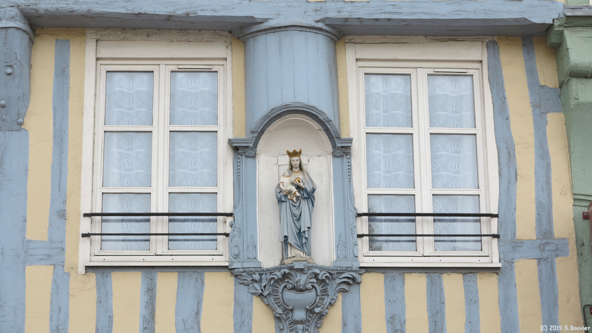 Elbeuf (Statue)