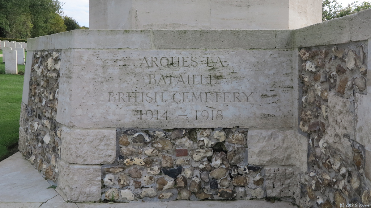 Arques la Bataille (Cimetière 2)