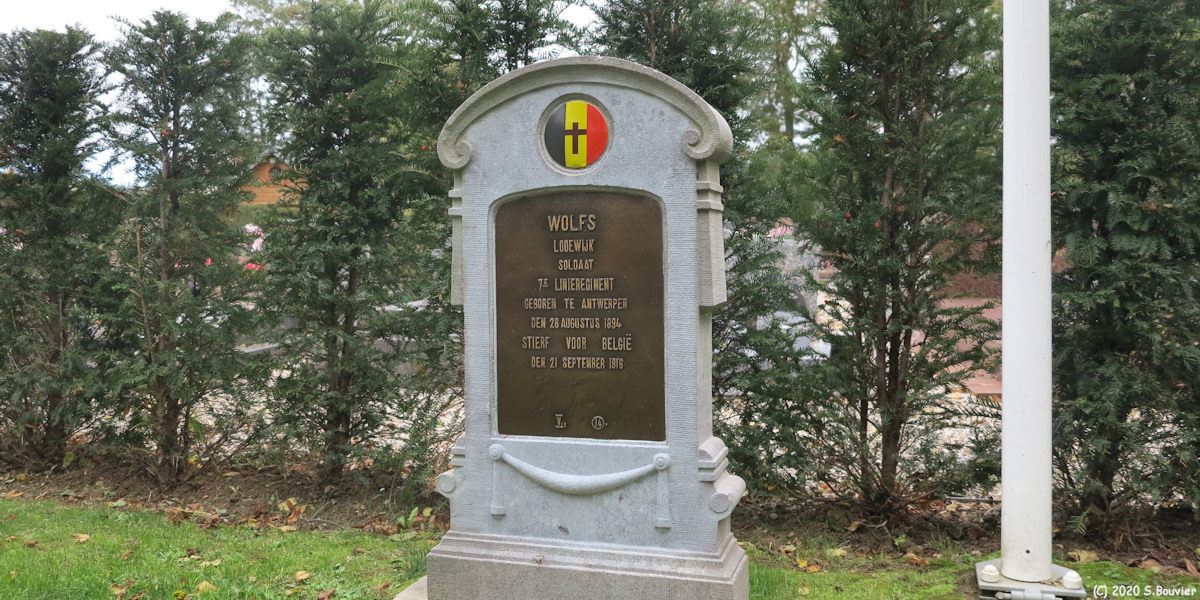 Hautot sur Mer (Tombe)