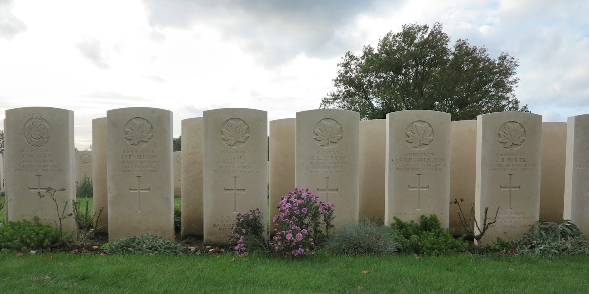 Hautot sur Mer (Cimetière 2)