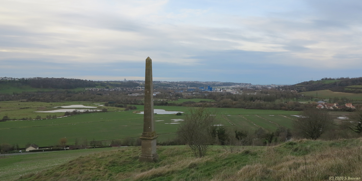 Arques la Bataille (Pyramide)
