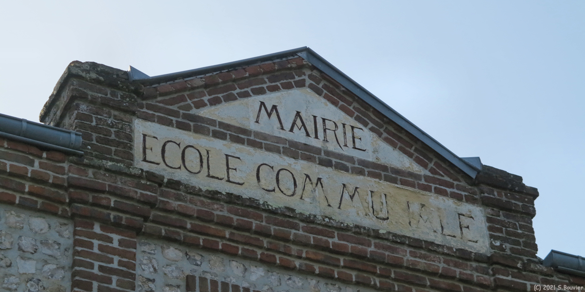 Auberville la Manuel (Fronton)