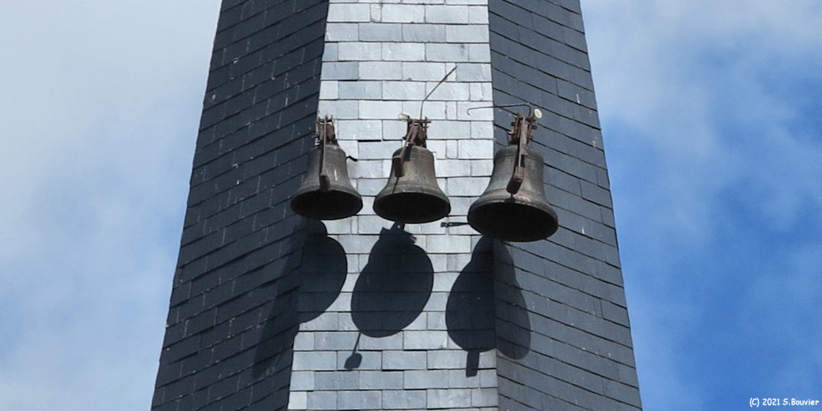 Crasville la Rocquefort (Cloches)