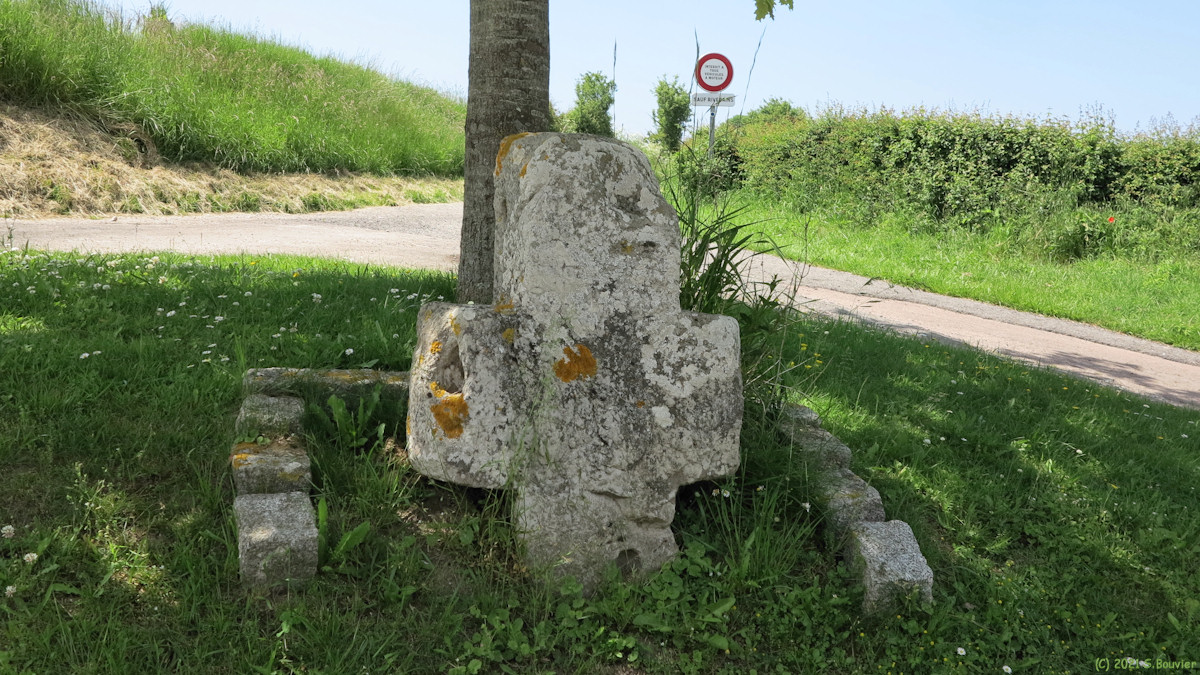 Villy sur Yères (Croix)