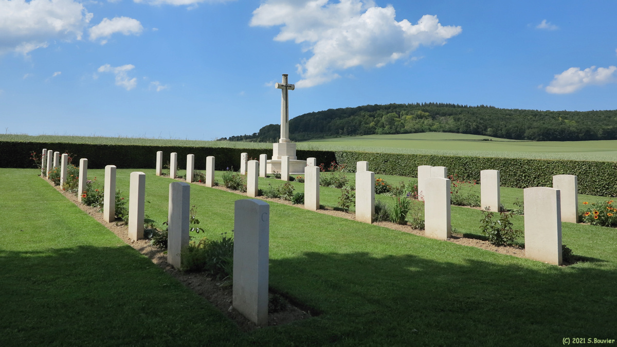 Grandcourt (Cimetière militaire 3)