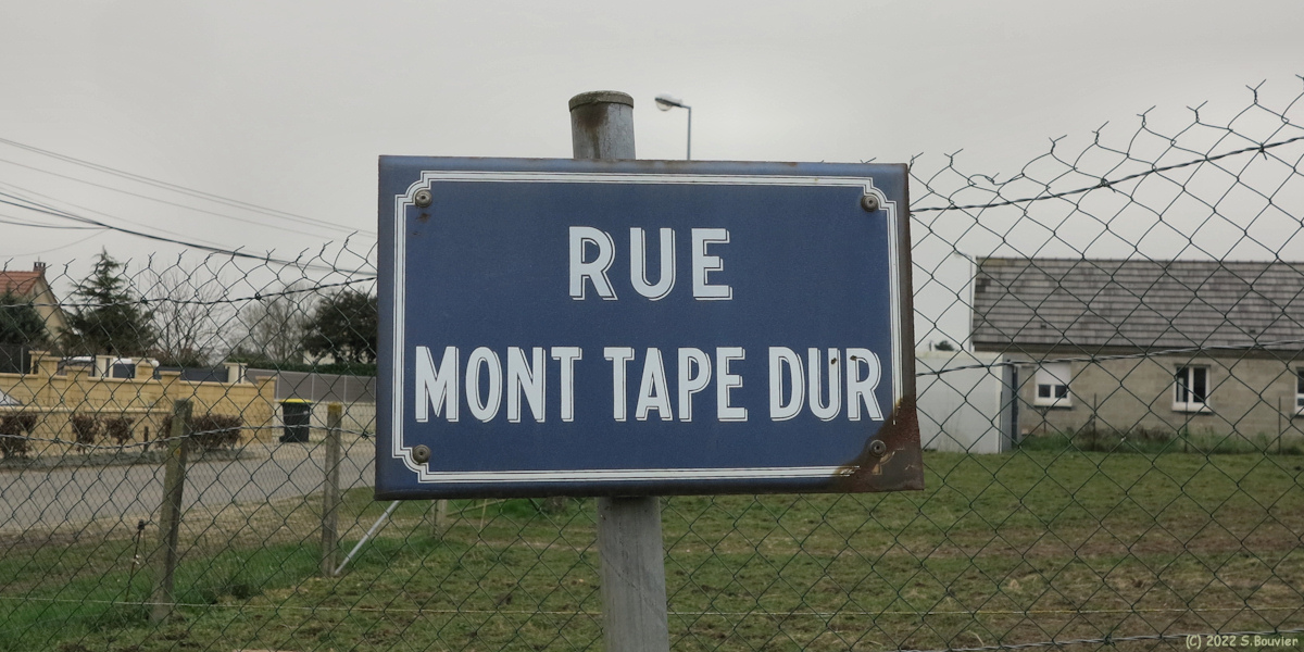 Notre Dame d'Aliermont (Plaque 1)