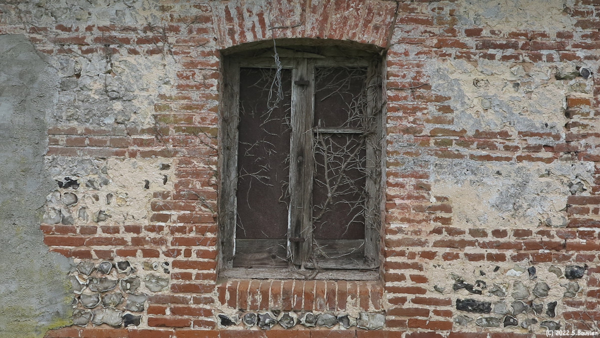 Croixdalle (Ancienne Fenêtre)