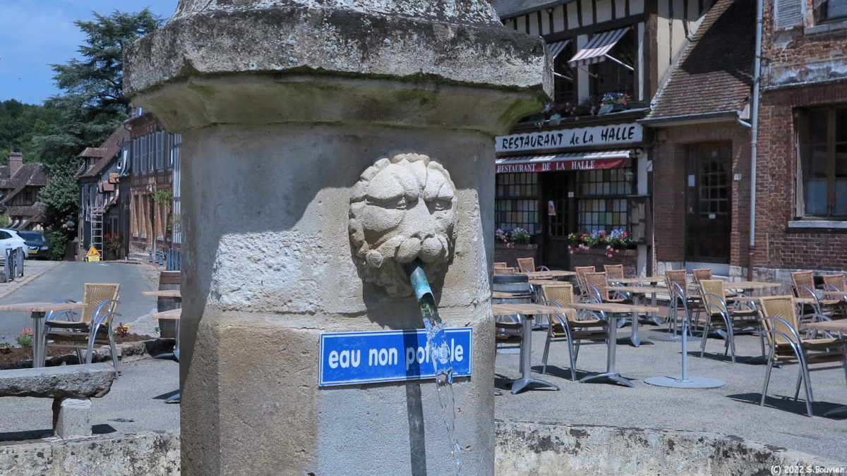 Lyons la Forêt (Fontaine)