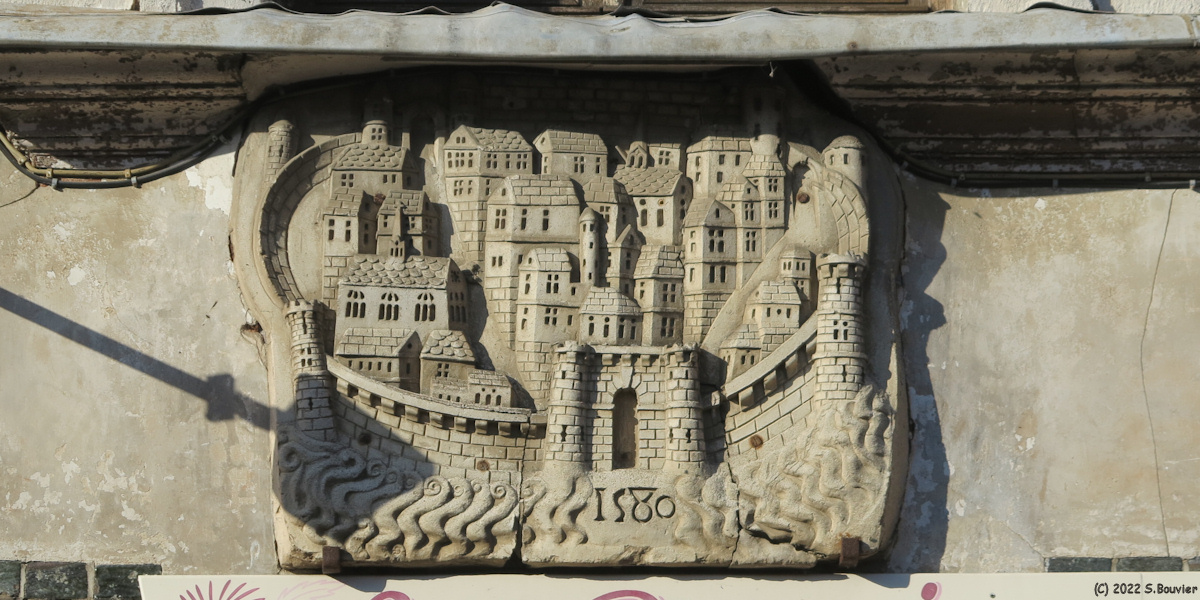 Lyons la Forêt (Bas-Relief 2)