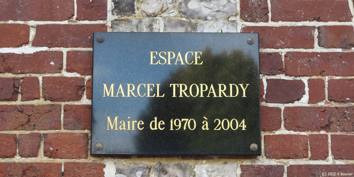 Saint Pierre Bénouville (Plaque)