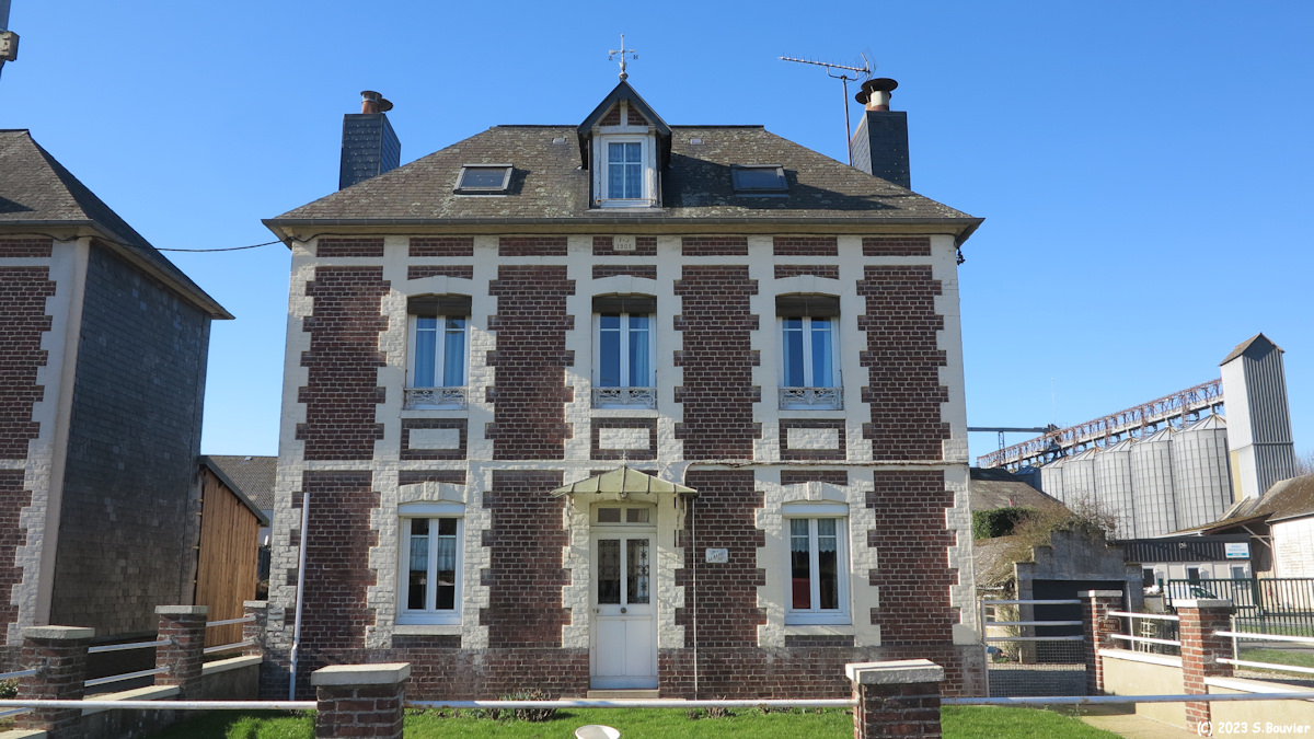 Saint Ouen du Breuil (Maison)