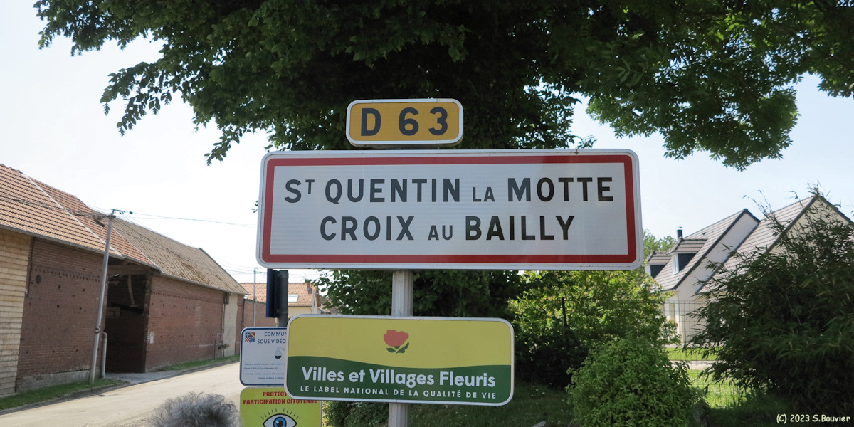 Saint Quentin la Motte Croix au Bailly (Panneau)