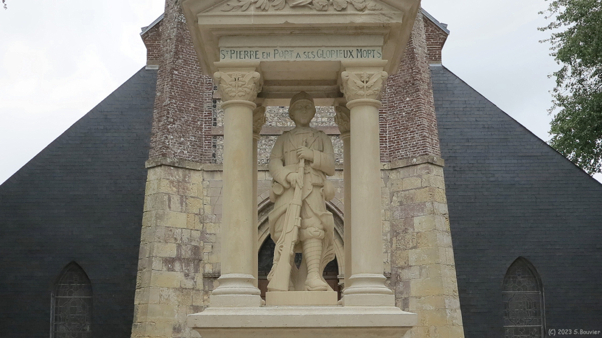 Saint Pierre en Port (Monument aux Morts)