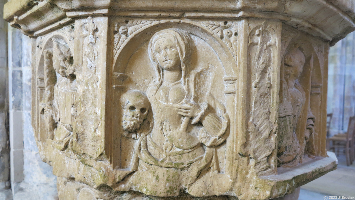 Bourg-Dun (Bas-Relief)