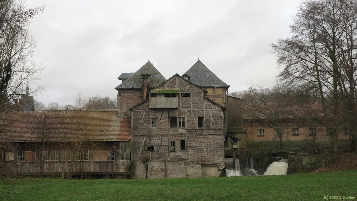 Mesnières en Bray (Ancien Moulin)
