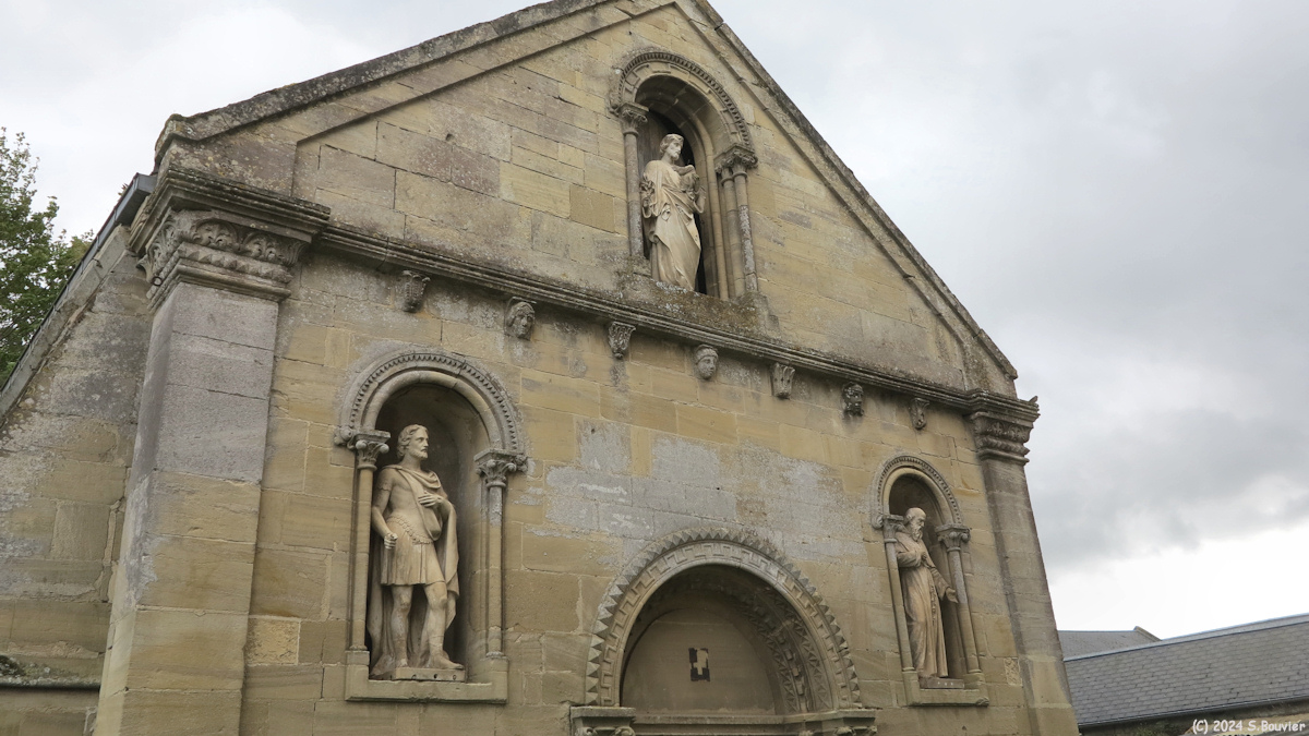 Douvres la Délivrande (Prieuré)