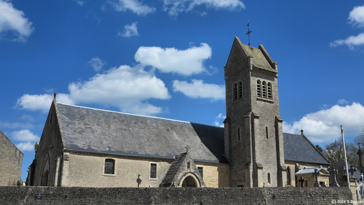 Graye sur Mer (Eglise)