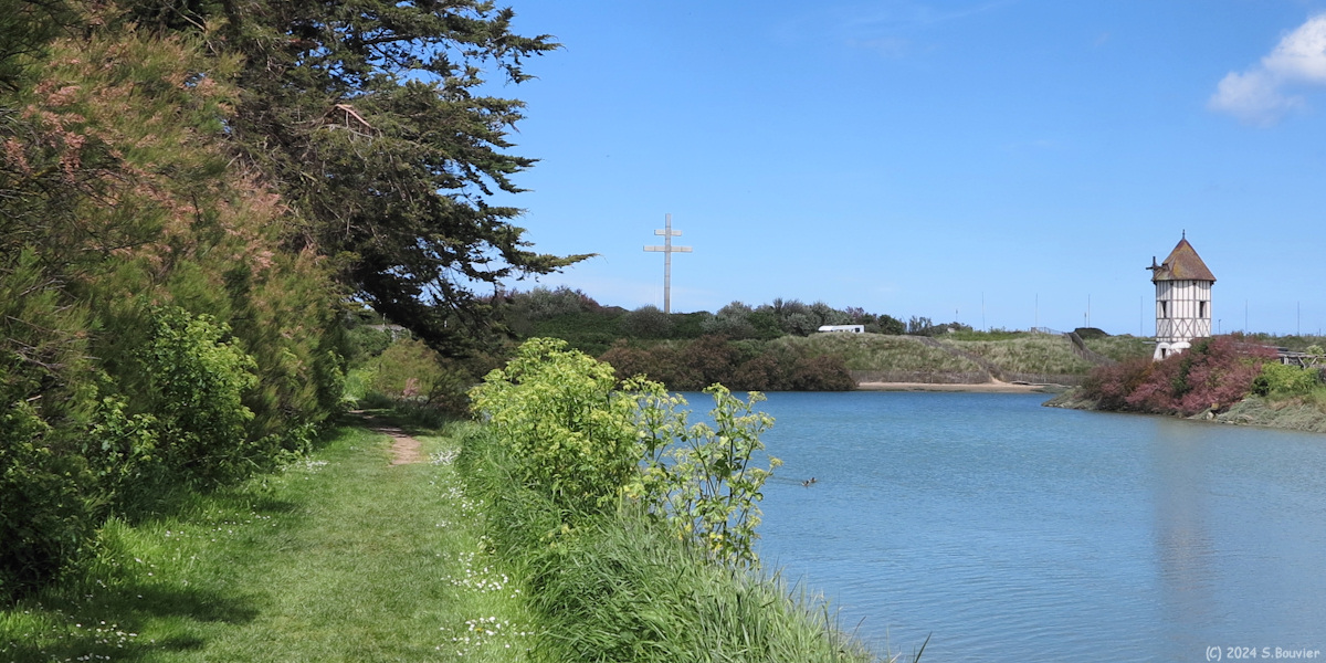 Graye sur Mer (Croix de Lorraine 1)
