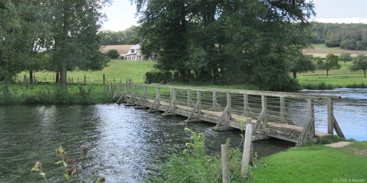 Saint Aubin le Cauf (Pont de Pierre)