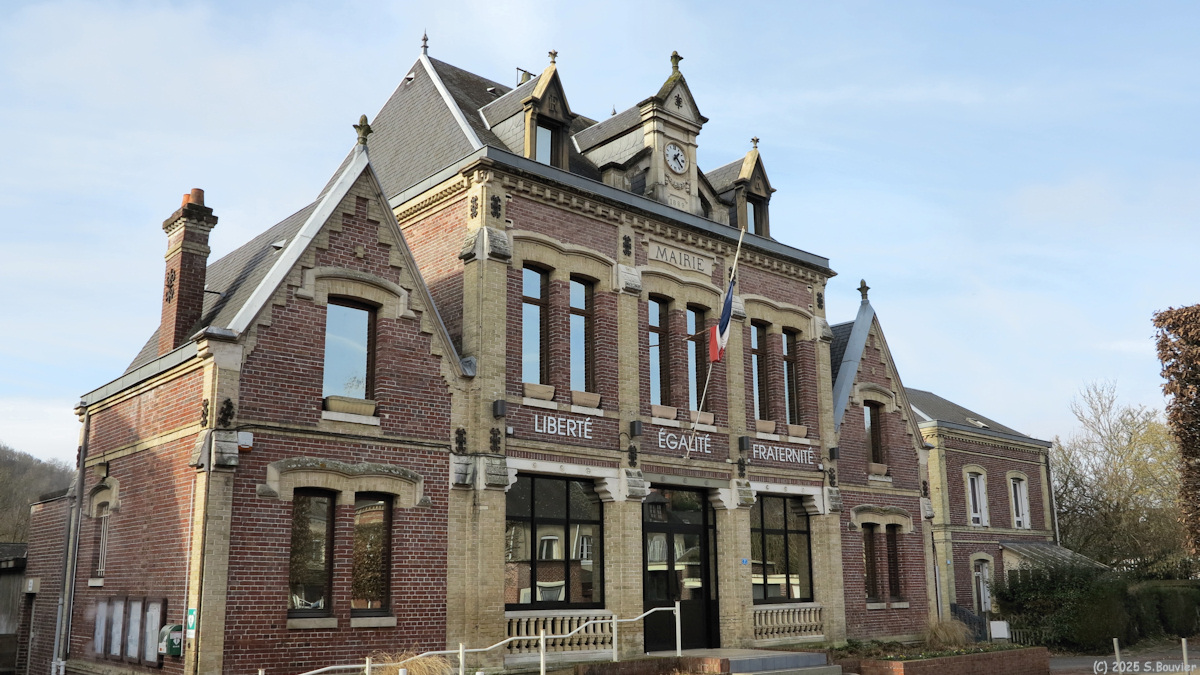 Le Houlme (Mairie 1)