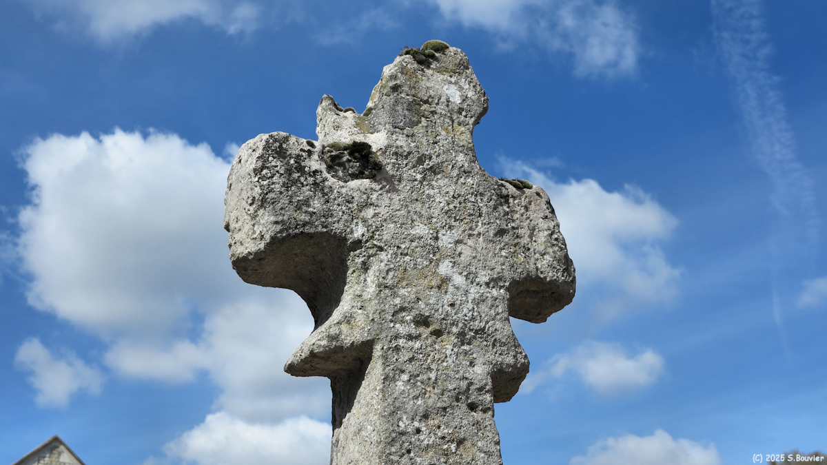 Sotteville sous le Val (Croix)