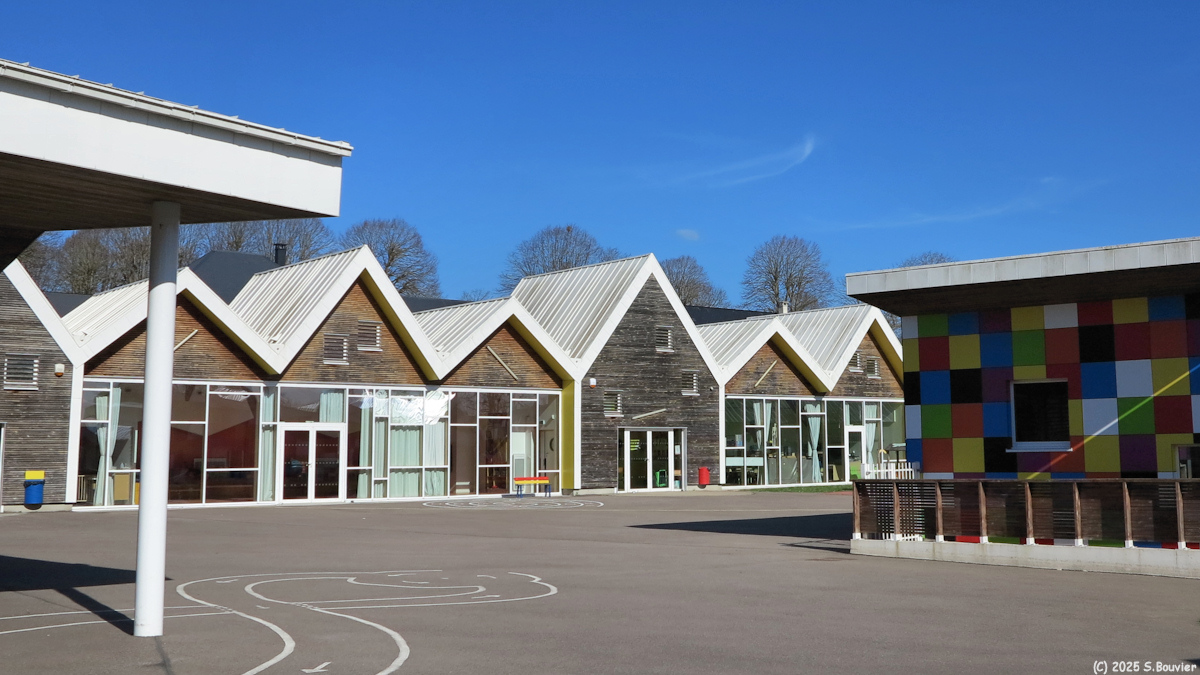 Ymare (Ecole 3)