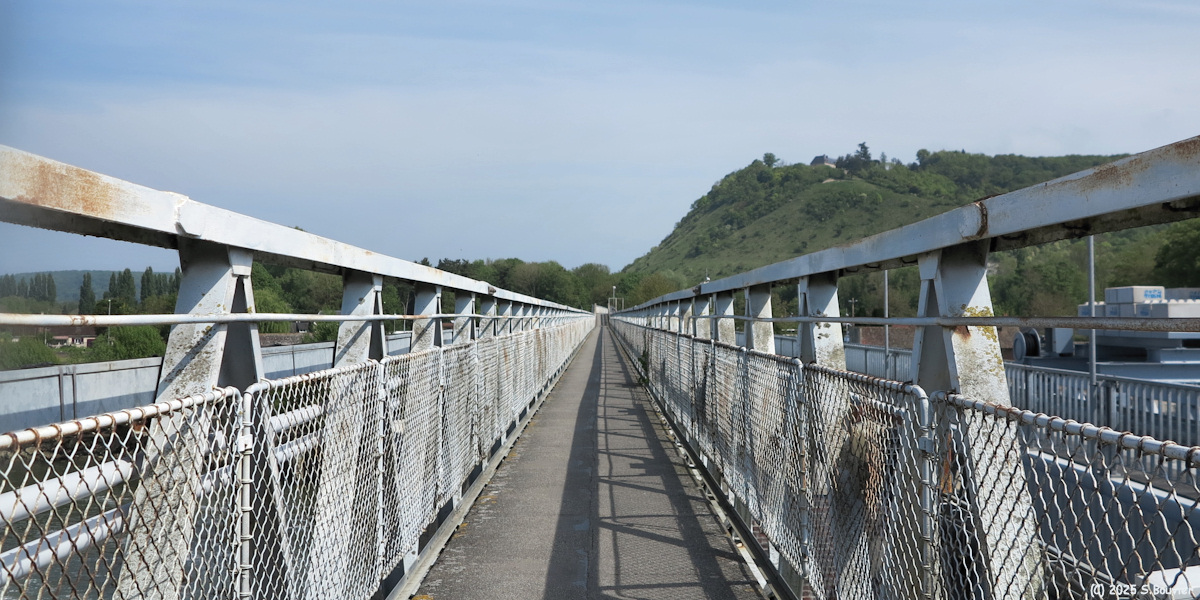 Poses (Passerelle 2)
